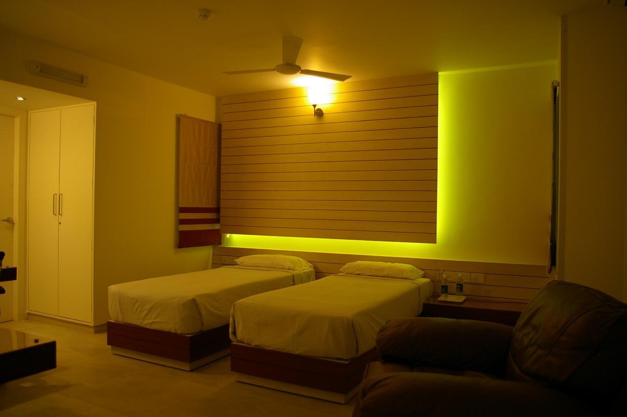 Roseline Suites Bangalore Luaran gambar