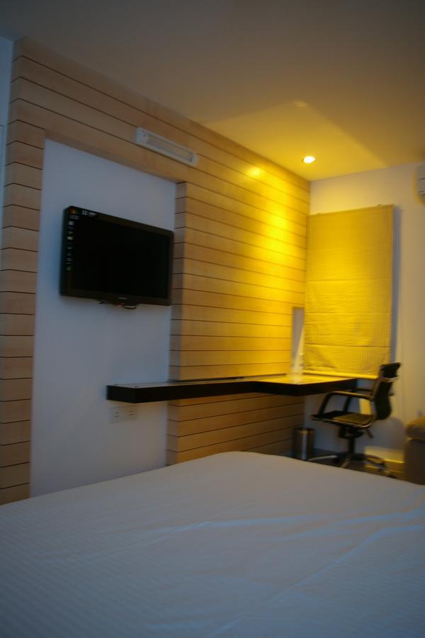 Roseline Suites Bangalore Luaran gambar
