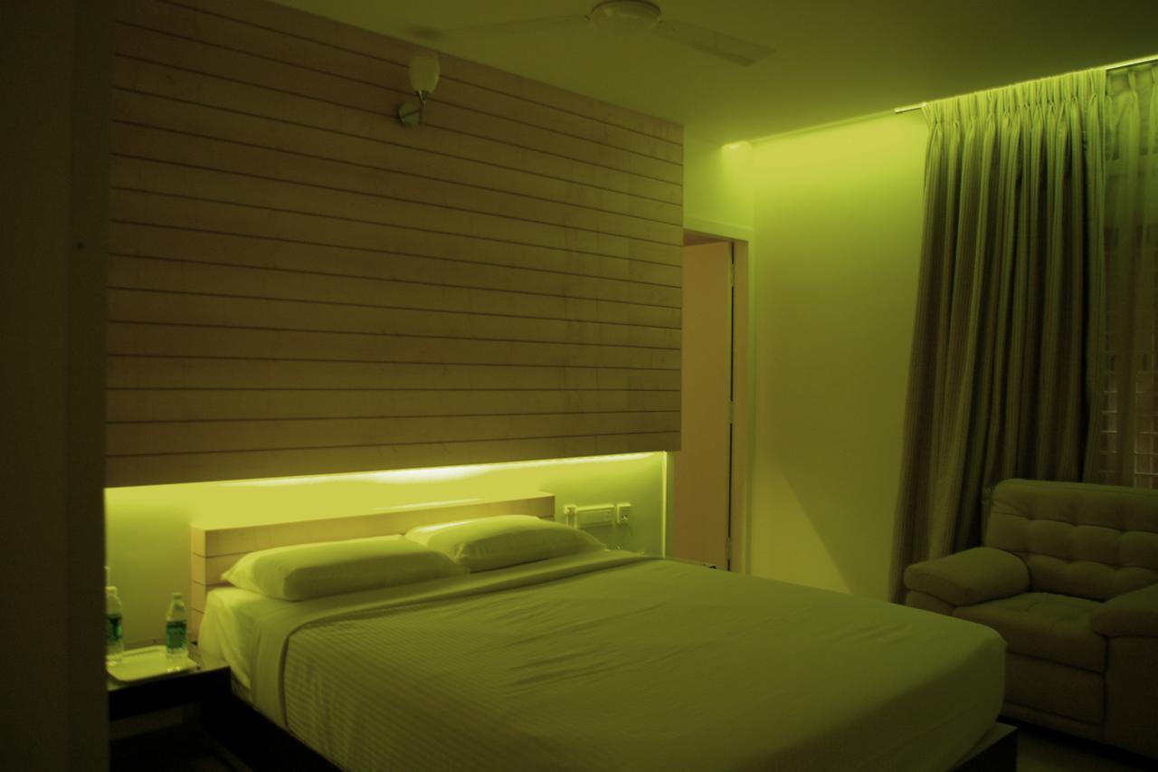 Roseline Suites Bangalore Luaran gambar